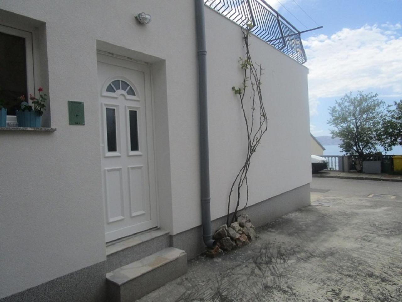 Vuk Apartman Senj  Pokoj fotografie
